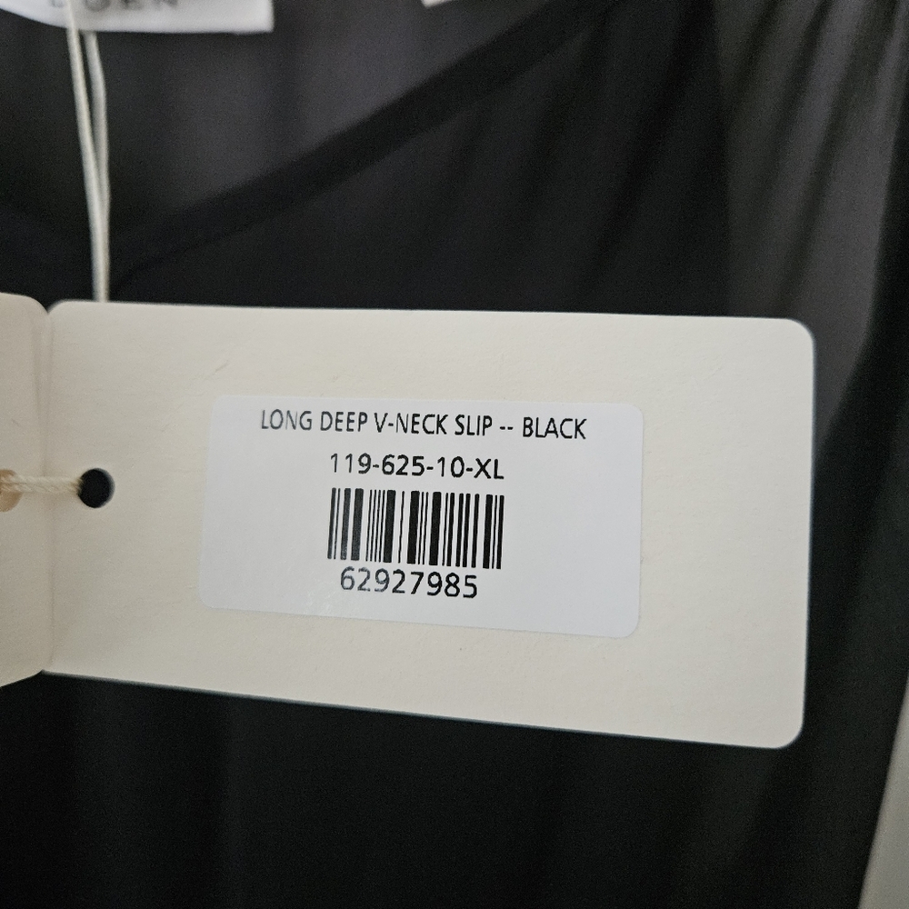Doen Black Long Deep V Neck Slip Dress NWT - Picture 9 of 10